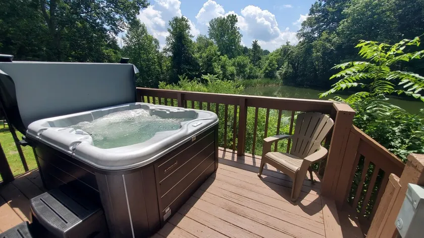 Edgewater Escape A-frame Cabin (Hocking Hills Area) - Image 1
