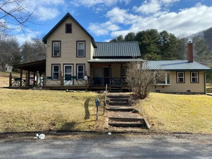 Blackwell Activity Center - Image 1