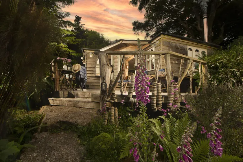 The Woodcutters Cabin - Idyllic Cabin Ten Minutes from the Sea - Image 1
