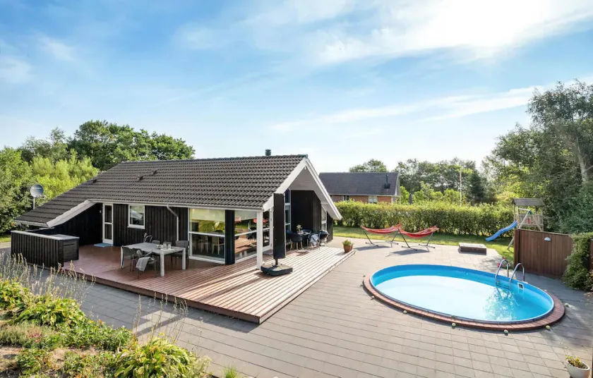 Gorgeous home in Vemb - Image 1