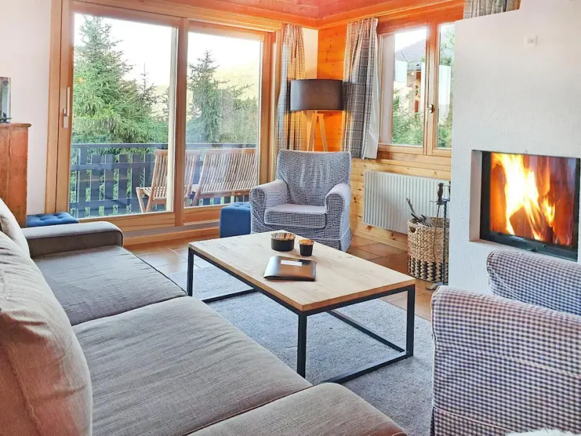 Chalet, wifi, 100m from ski slopes, view mountain, terrace, balcony, fireplace or stove, parking, tv - Image 1