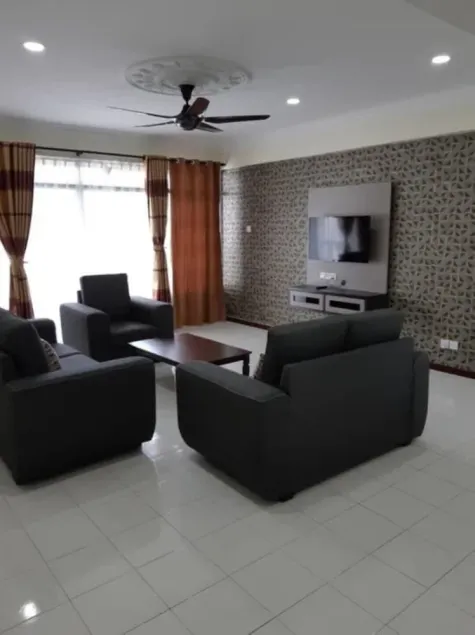 Casa Suite Pantai Puteri Gastfamilie - Image 1