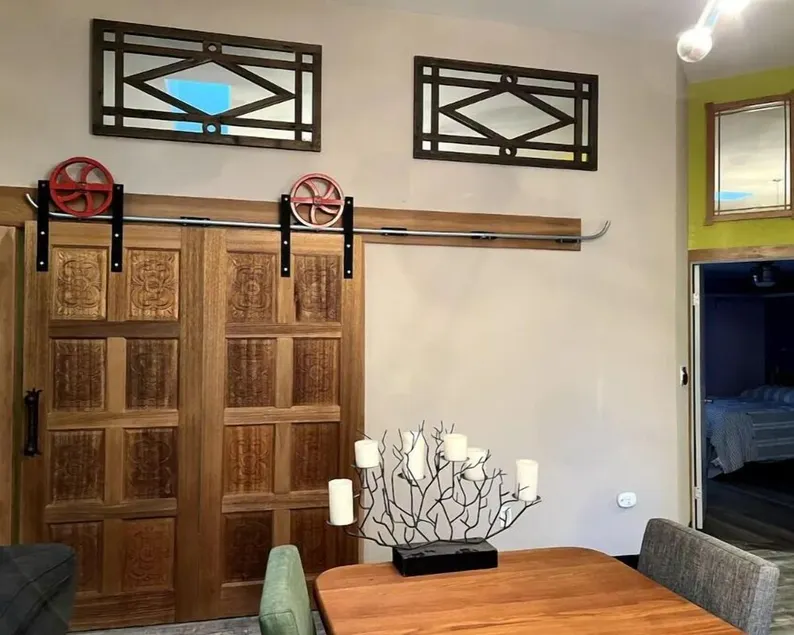 5th Ave Pond Side Retreat - Image 1