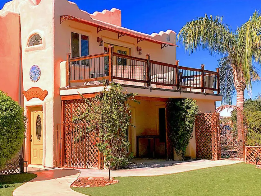 Cozy Casita, overlooking Senoran Desert Peserve, Cave Creek - Image 1