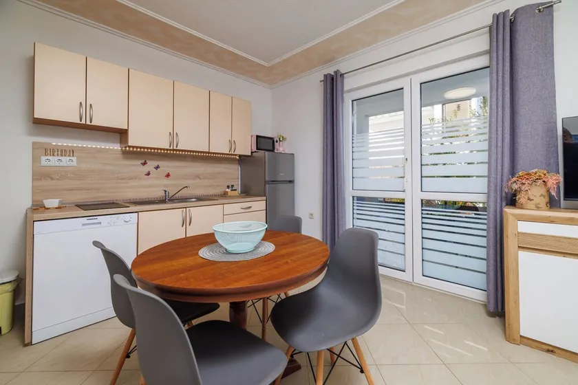 Apartments Pera - Image 1