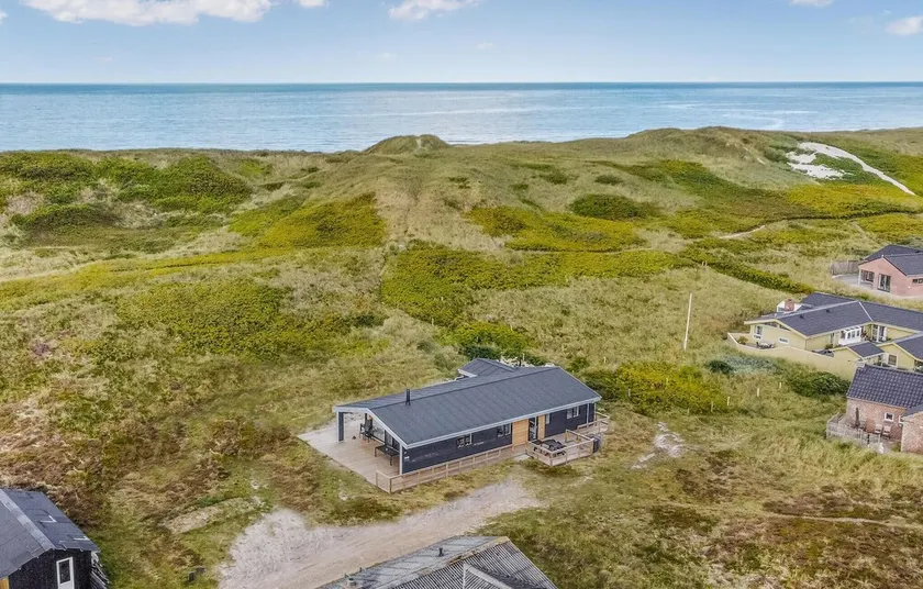 Three-Bedroom Holiday Home In Hvide Sande - Image 1