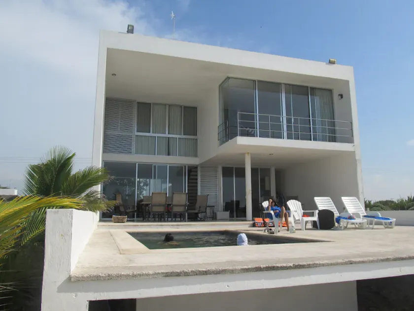 House Beach Front Superb Ocean View Hi Speed ​​WiFi Unlimitd Färskvatten Gratis samtal - Image 1