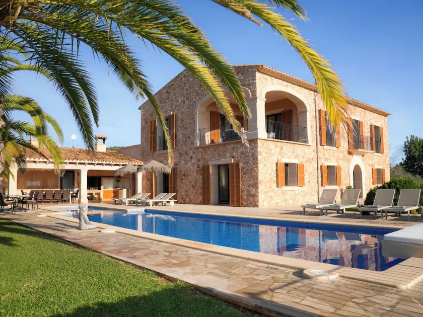MANSION SES OLIVERES - Villa de luxe avec vues lointaines et piscine privée - Image 1