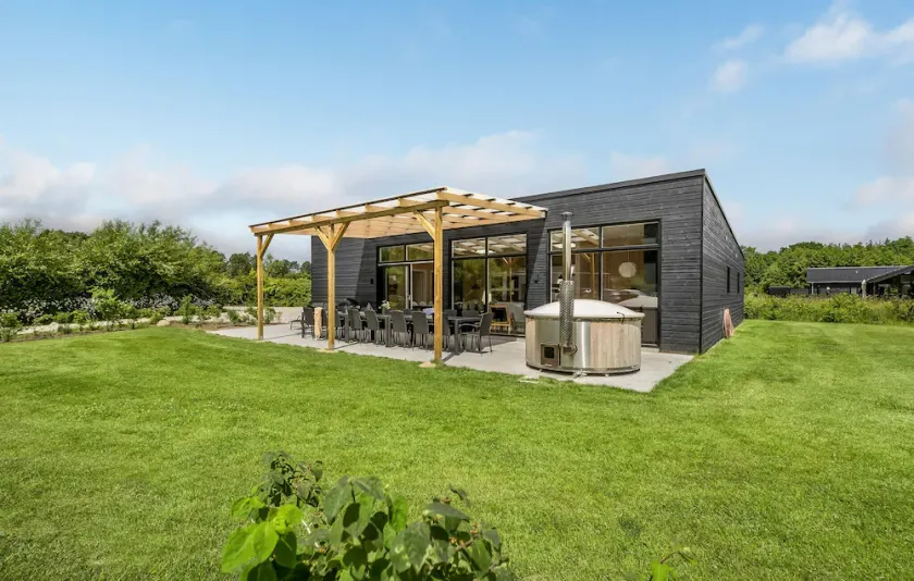 Preciosa casa en Glesborg con cocina - Image 1