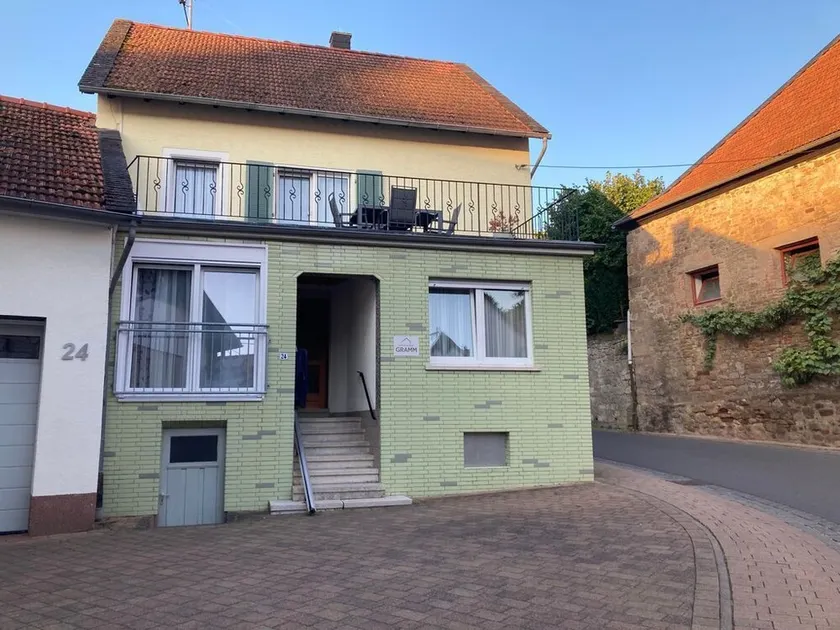 Vacation home Gramm - 9-bed apartment, shower, WC, non-smoking - Image 1