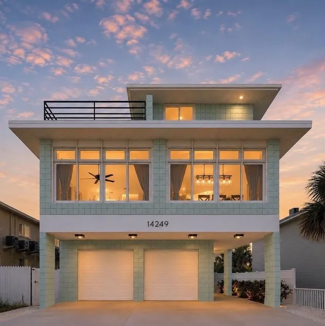 Beach House Steps to the Sand | Sleeps 16 | Elevator - Image 1