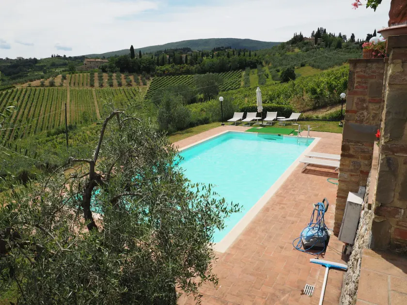 Casa Pozzo, umgeben von viel Grün, nur wenige Kilometer von San Gimignano entfernt, ideal für Paare - Image 1