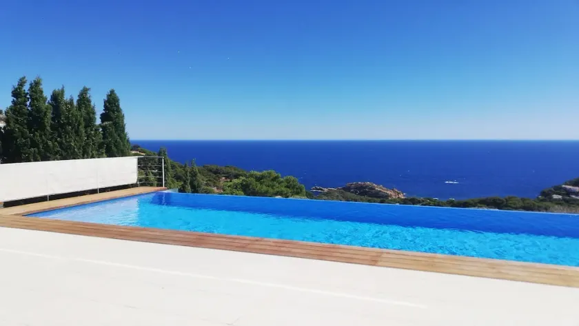 Arkitekt villa med pool, fantastisk 360 ° hav / bergsutsikt, WIFI - Image 1