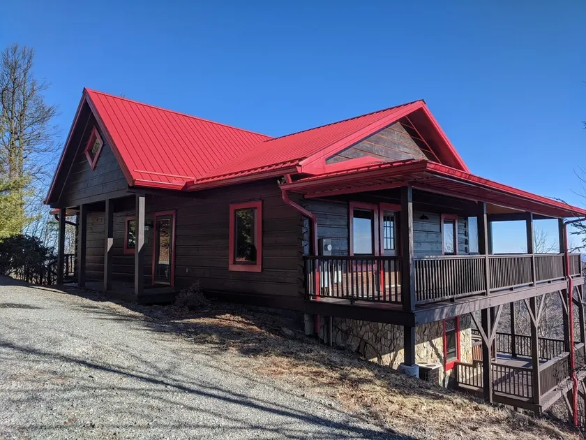 Mountain Cabin with Views of the Blue Ridge Parkway and the Piedmont - Image 1