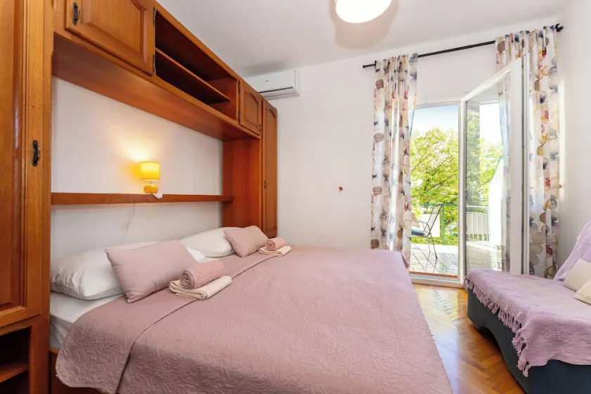 Apartment for 2 persons close to Paklenica NP - Image 1