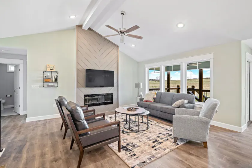 New Home in west Manhattan,  Family Friendly and close to KSU! - Image 1