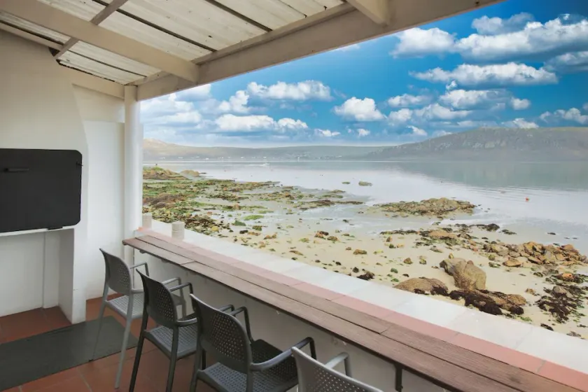 Sea Cottage, Langebaan, 4-sleeper - Image 1