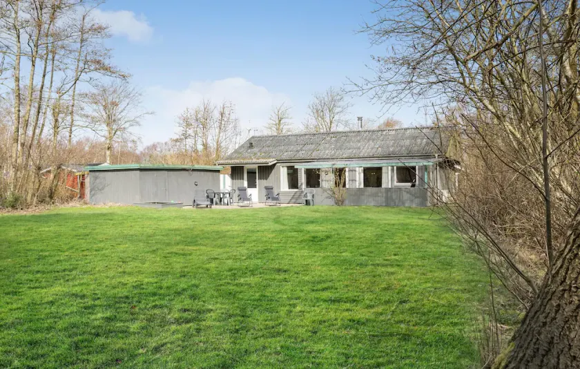 Smukt hus med 4 soveværelser i Hemmet - Image 1