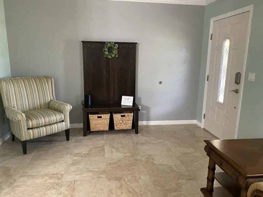 Beautiful,  spacious and very clean! - Image 1