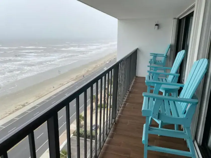 Ocean View Pent House Suite! Enjoy the view! - Image 1