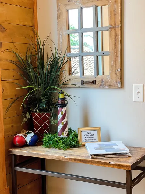 Lakeview Loft - Image 1