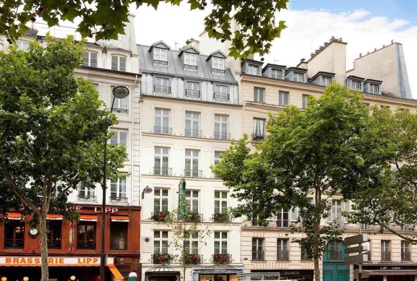 Hotel Au Manoir Saint-Germain - Image 1