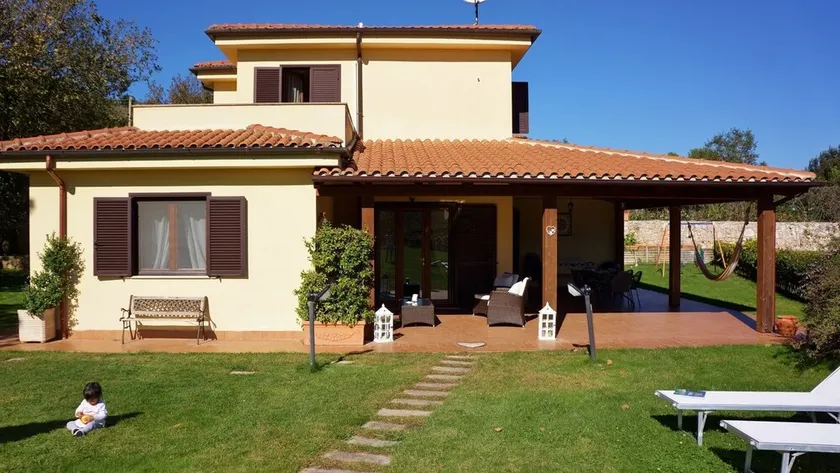 VILLA CITA omgiven av grönska, några kilometer från havet av Sperlonga och Gaeta - Image 1