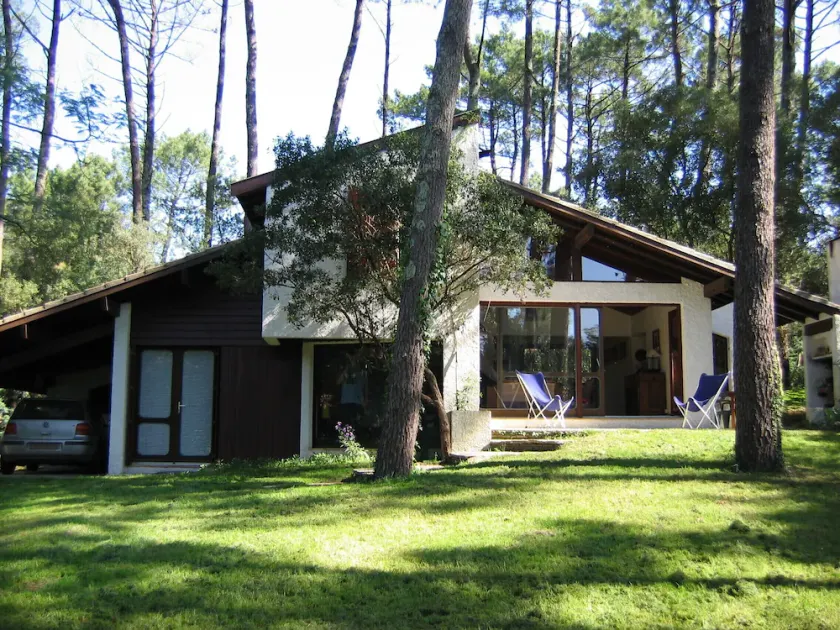 Architect house, 500 meters from the ocean, nestled in a dead end - Image 1