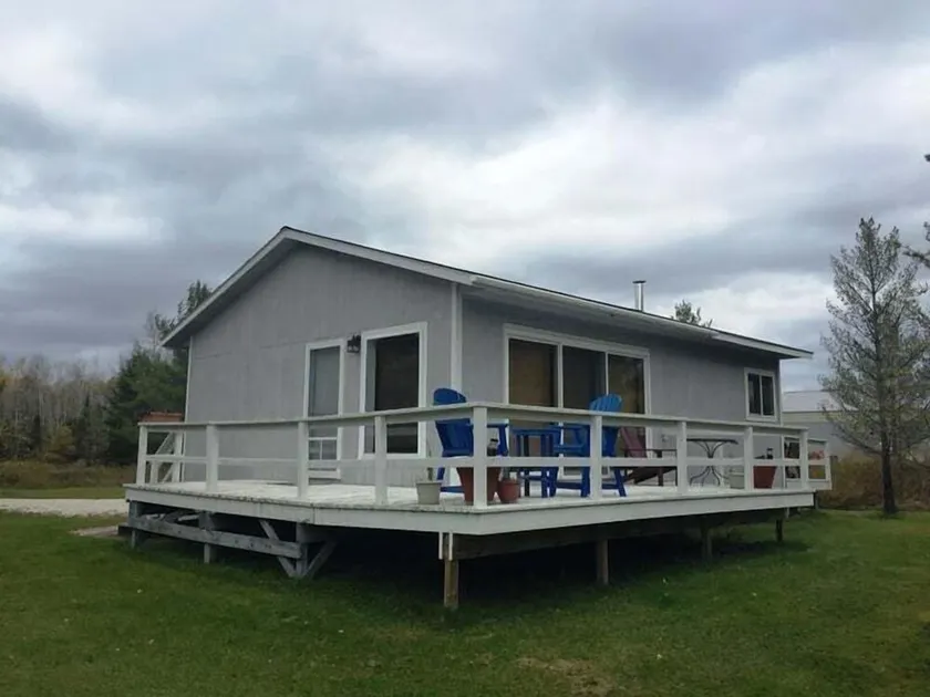 Willows - 2 Bed/1 Bath Cabin minutes from Downtown - Image 1