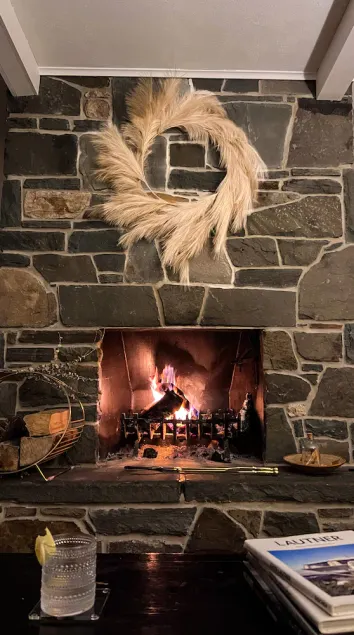3 bed home with fireplace, 25 mins from Ski Big Bear - Image 1