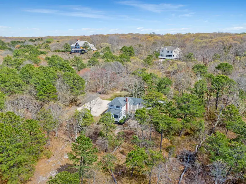 Sweeping Dunes Beach Cottage - Image 1