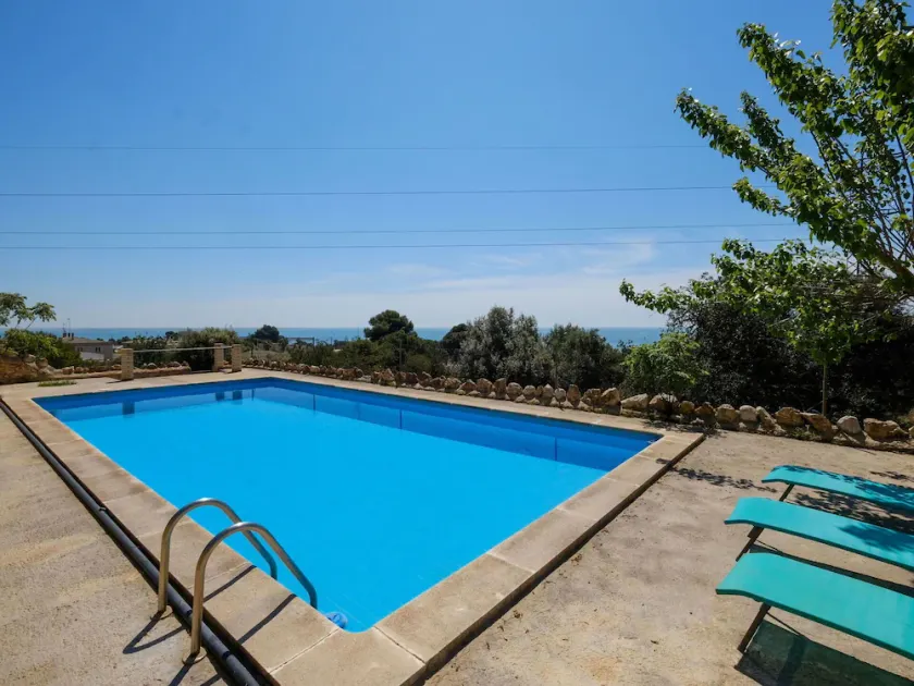 Vacation Home i Ulldecona med 10 sovrum som kan rymma 18 - Image 1