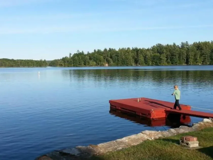 Hyggeligt sommerhus ved søen Cobbosseecontee - Image 1