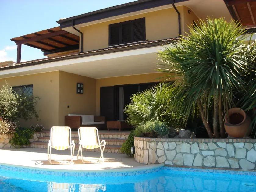 beautiful detached villa with private pool wi-fi - Image 1