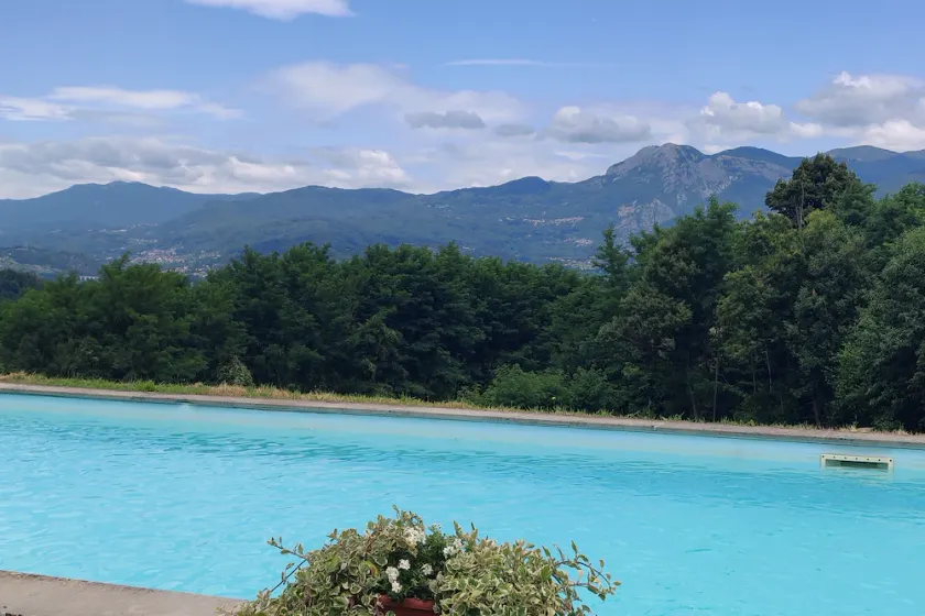 Villa Iris with private pool, 4 bedrooms, panoramic view, walk to restaurant - Image 1
