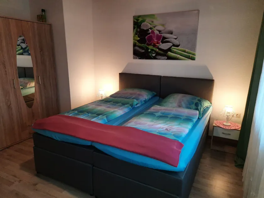 Large vacation apartment with box-spring beds and balcony in Friesoythe - Image 1