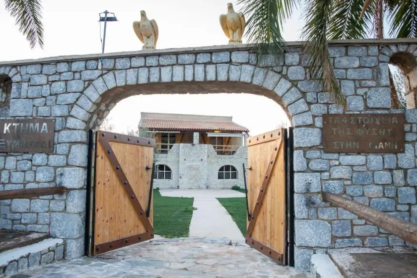 Ximitadi Estate - Image 1