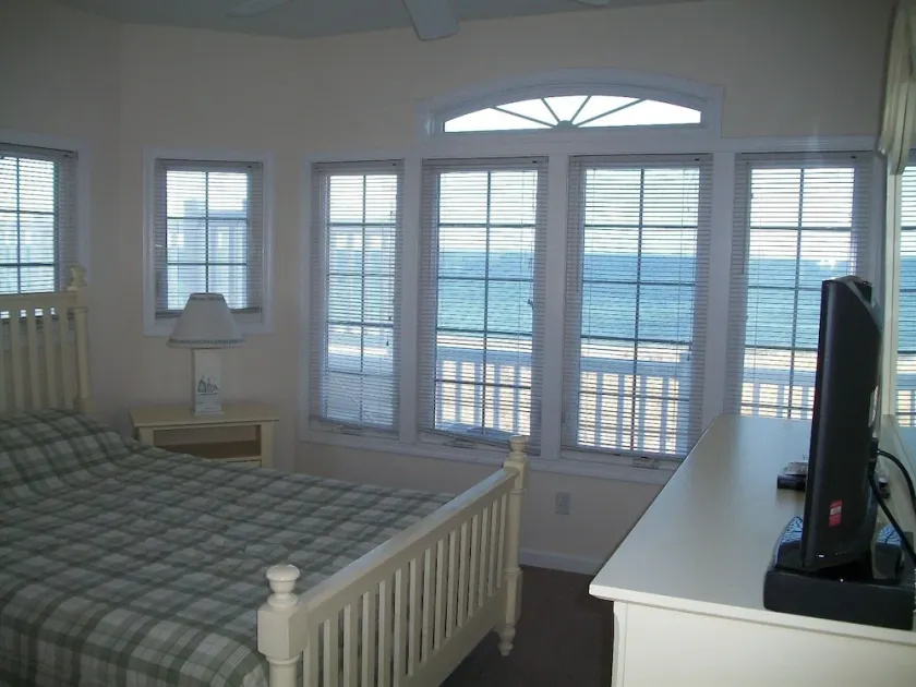 Ocean Front Single Family house - Image 1