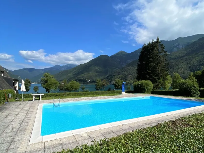 Lovely apartment for 5 guests with WIFI, pool, TV, balcony and pets allowed - Image 1