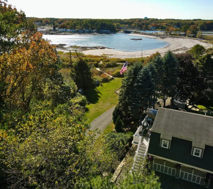 Charming, Peaceful Cottage steps to Cape Neddick Beach - Image 1