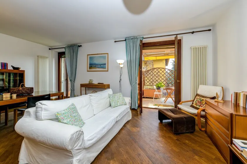 Apartment in the center of Salò - Image 1
