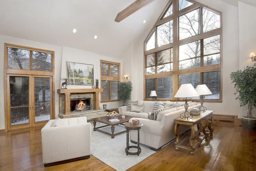 Spectacular single family home with majestic views of Beaver Creek Mountain!! - Image 1