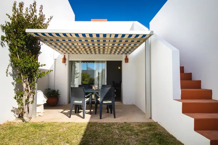 Beautiful terraced house \" Casa Branca \" with pool and sea view - Image 1