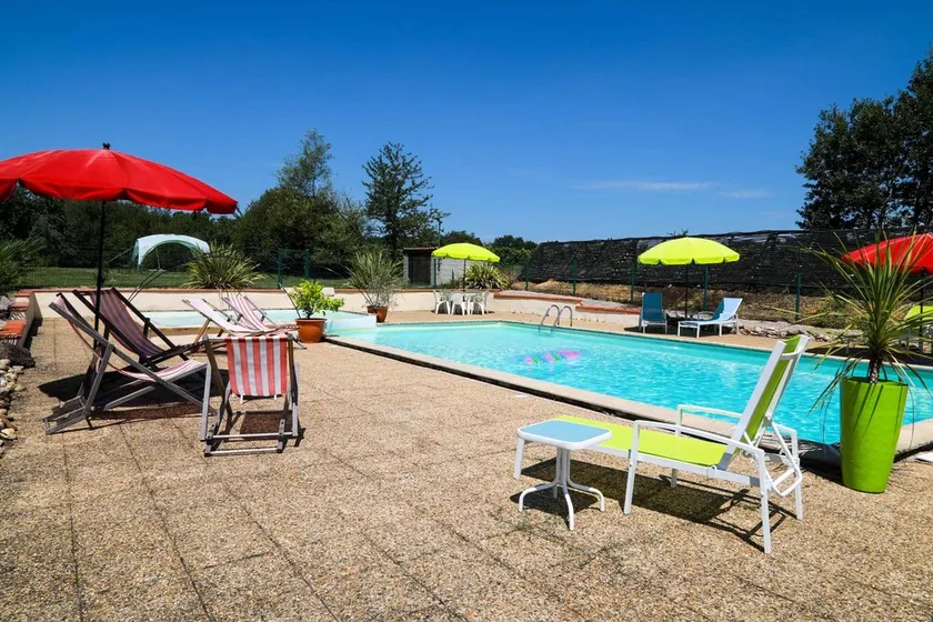 2 Bedroom Rural Gite, Madiran - Image 1