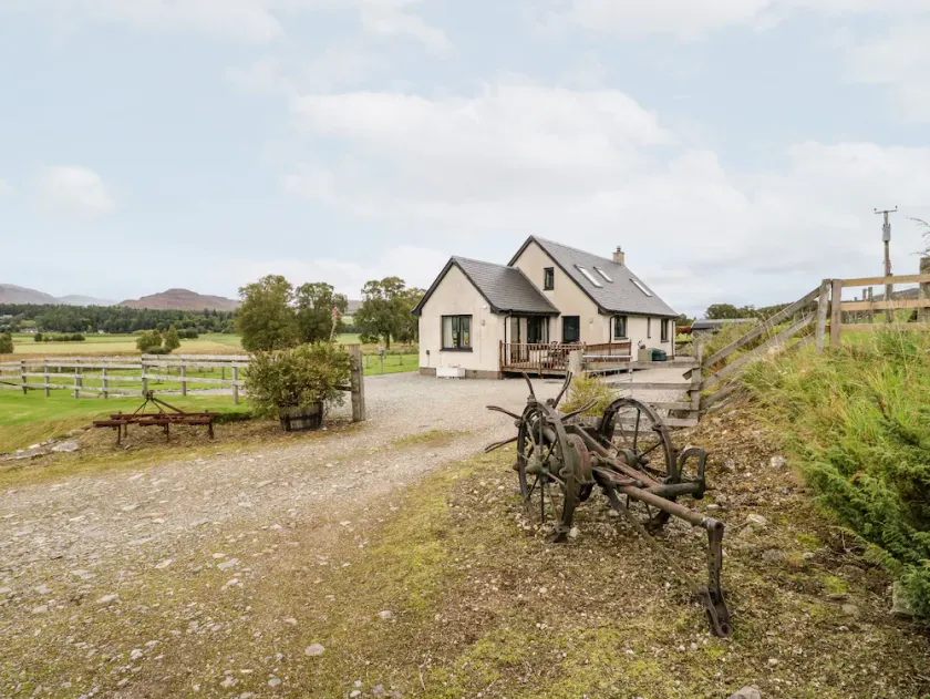 Creag-na-Sanais, LAGGAN - Image 1