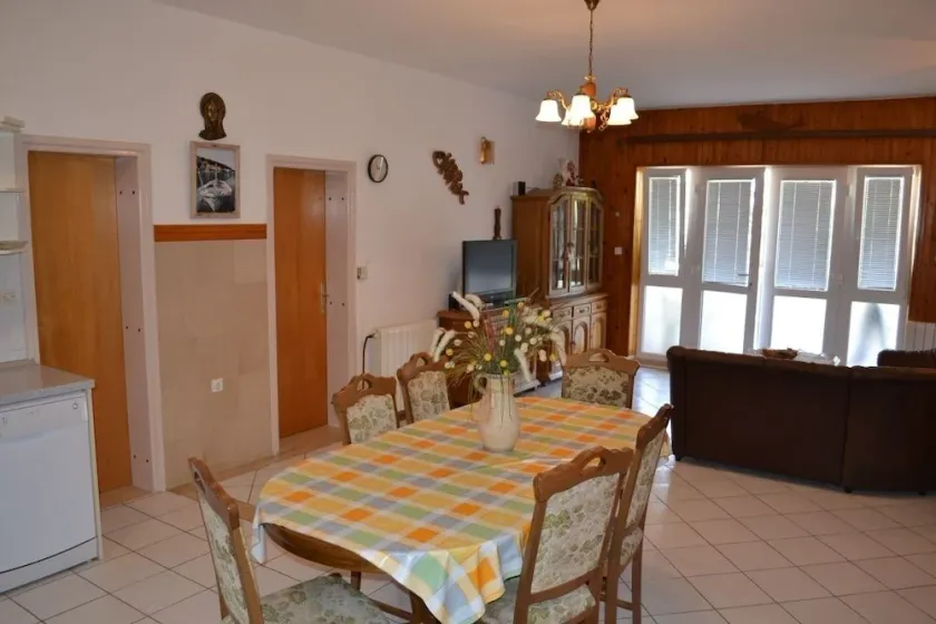House Povlja (3365) - Image 1