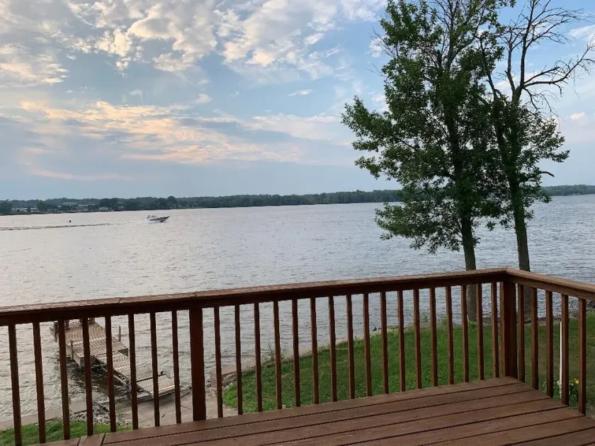 Mississippi River House - Image 1