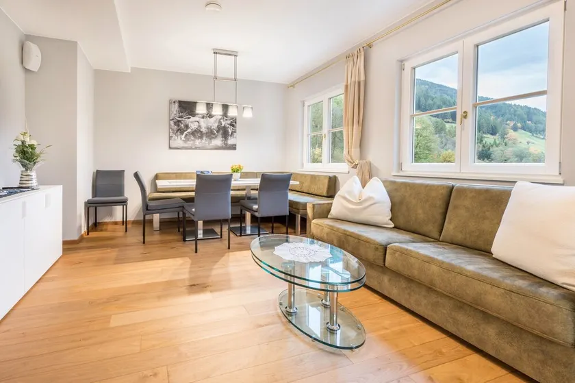 Apartment 'Alpen Living - 2nd Floor' with Mountain View, Whirlpool & Wi-Fi - Image 1