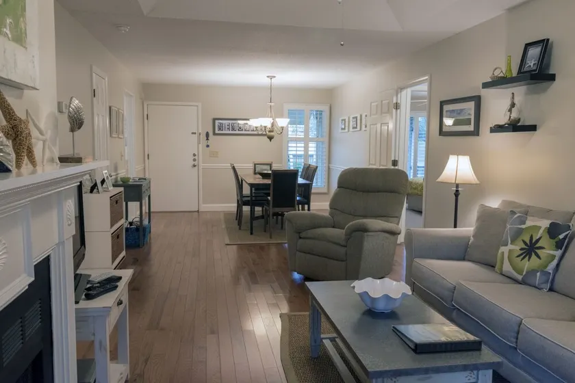 Cottage adorable! Animaux acceptés! 3 BR / 2 BA w / vues de golf! Profitez de toutes les commodités! - Image 1
