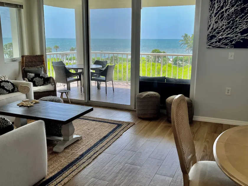 New! Stunning Expansive Gulf+Bay Sunset Views,LargeDeck, 2 Living Rms & 2 Bedrms - Image 1